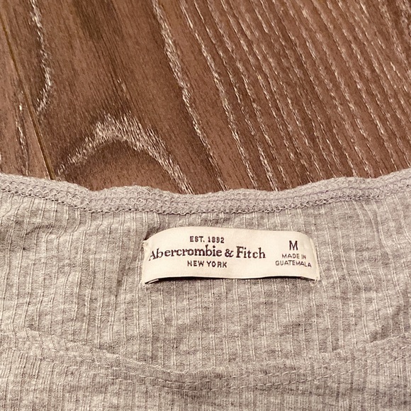 A&F gray bodysuits in M - Picture 4 of 5